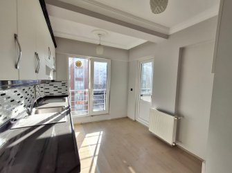 SAMSUN ATAKUM ATAKENT MH. CAĞLOĞLU BULVARINA CEPHE 3+1 4.KAT 120m2 CAM BALKONLU FIRSAT DAİRE...