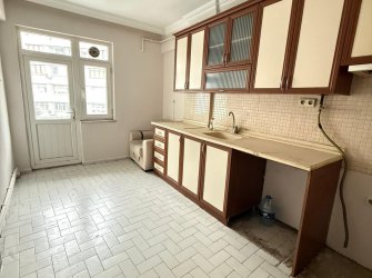 SAMSUN İLKADIM LİMAN MH 3+1 155 m2 3.KAT ASANSÖRLÜ 100.YIL BULVARINA CEPHE 2 BALKONLU FIRSAT DAİRE