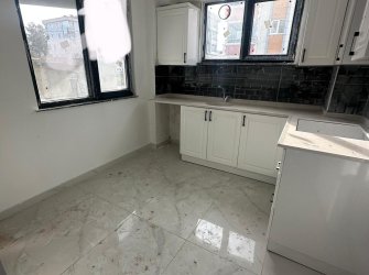 SAMSUN İLKADIM KALKANCI MAH 1.KAT 90m2 2+1 EBEVEYN BANYOLU KREDİYE UYGUN ASANSÖRLÜ BALKONLU İSKANLI SIFIR DAİRE