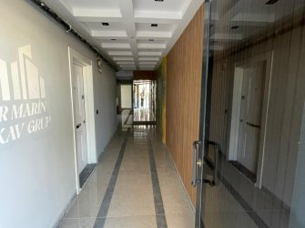 SAMSUN ATAKUM YENİMAHALLE MAH 1+1 50m2 YERDEN ISITMALI SIFIR EŞYALI GENİŞ BALKONLU SON 3 DAİRE