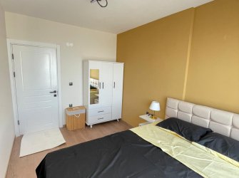 SAMSUN ATAKUM YENİMAHALLE MAH 1+1 50m2 YERDEN ISITMALI SIFIR EŞYALI GENİŞ BALKONLU SON 3 DAİRE