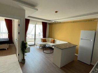SAMSUN ATAKUM YENİMAHALLE MAH 1+1 50m2 YERDEN ISITMALI SIFIR EŞYALI GENİŞ BALKONLU SON 3 DAİRE