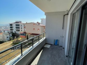 SAMSUN ATAKUM YENİMAHALLE MAH 2+1 GENİŞ BALKONLU 85m2 NET YERDEN ISITMALI EBEVEYN BANYOLU SIFIR DAİRELER