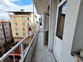 SAMSUN ATAKUM TÜRKİŞ MAH 3+1 4.KAT DIŞCEPHELİ ASANSÖRLÜ KREDİYE UYGUN 125m2 ÖZEL YAPIM FIRSAT DAİRE 
