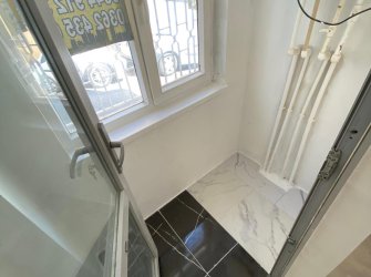 SAMSUN İLKADIM PAZAR MAH 2+1 90m2 İÇİ ÖZEL YAPIM CAM BALKONLU KREDİYE UYGUN MÜKEMMEL KONUMDA YÜKSEK GİRİŞ KAT DAİRE 