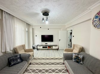 SAMSUN İLKADIM YENİDOĞAN MH 3+1 DUBLEKS 170m2 3.KAT İÇİ ÖZEL YAPILI 2 AYRI GİRİŞLİ MASRAFSIZ FIRSAT DAİRE