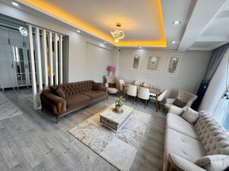 SAMSUN İLKADIM TEPECİK MH. 3+1 4. KAT 130 M2 EBEVEYN BANYOLU CAM BALKONLU VESTİYERLİ MASRAFSIZ 1 YILLIK FIRSAT DAİRE..