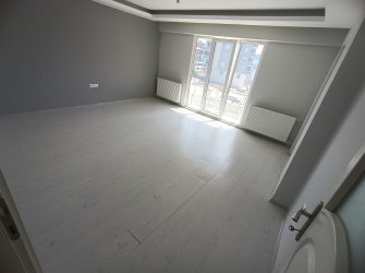 SAMSUN İLKADIM TEPECİK MAH 3+1 135m2 2 CAM BALKON 2 BANYO OTOPARKLI 5 YILLIK 1.KAT KUPON DAİRE