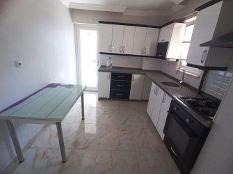 SAMSUN İLKADIM TEPECİK MAH 3+1 135m2 2 CAM BALKON 2 BANYO OTOPARKLI 5 YILLIK 1.KAT KUPON DAİRE