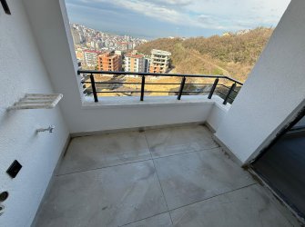 SAMSUN ATAKUM KÖRFEZ MH 1+1 55 m2 KAT VE CEPHE SEÇENEKLİ DENİZ, ŞEHİR VE DOĞA MANZARALI YERDEN ISITMALI HAVUZLU KAMELYALI GENİŞ BALKONLU KREDİYE UYGUN LÜKS DAİRELER