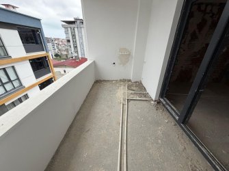 SAMSUN İLKADIM KIŞLA MAH 3+1 100m2 1.KAT BALKONLU EBEVEYN BANYOLU 2 AYA TESLİM KUPON DAİRE