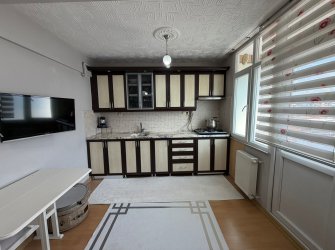 SAMSUN İLKADIM RASATHANE MH 2+1 90m2 5.KAT İÇİ YAPILI MASRAFSIZ MERKEZİ KONUMDA DOĞALGAZLI FIRSAT DAİRE