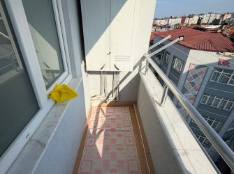 SAMSUN İLKADIM RASATHANE MH 2+1 90m2 5.KAT İÇİ YAPILI MASRAFSIZ MERKEZİ KONUMDA DOĞALGAZLI FIRSAT DAİRE