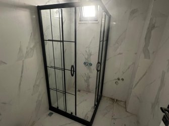 SAMSUN İLKADIM KIŞLA MAH 3+1 2 BALKONLU 140m2 EBEVEYN BANYOLU TERS DUBLEX 1.KAT SIFIR DAİRE