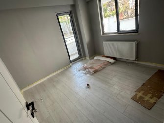 SAMSUN İLKADIM KIŞLA MAH 3+1 2 BALKONLU 140m2 EBEVEYN BANYOLU TERS DUBLEX 1.KAT SIFIR DAİRE
