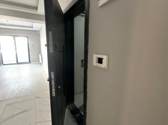 SAMSUN İLKADIM KIŞLA MAH 3+1 2 BALKONLU 140m2 EBEVEYN BANYOLU TERS DUBLEX 1.KAT SIFIR DAİRE