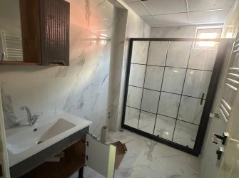 SAMSUN İLKADIM KIŞLA MAH 3+1 2 BALKONLU 140m2 EBEVEYN BANYOLU TERS DUBLEX 1.KAT SIFIR DAİRE