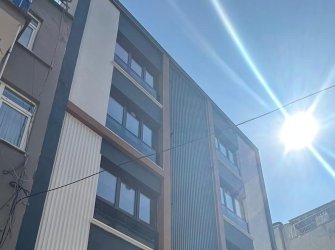 SAMSUN İLKADIM RASATHANE MAH 1+1 EBEVEYN BANYOLU ASANSÖRLÜ CADDEYE CEPHE 50m2 1.KAT YERDEN ISITMALI  SIFIR DAİRE