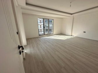 SAMSUN İLKADIM KARASAMSUN MAH 3+1 1.KAT 130m2 2 BANYO 2 GENİŞ BALKON OTOPARKLI ASANSÖRLÜ SIFIR DAİRE