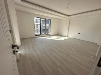 SAMSUN İLKADIM KALKANCI MAH 3+1 2.KAT 140m2 2 BANYO 2 GENİŞ BALKON ASANSÖRLÜ CADDEYE CEPHE SIFIR DAİRE