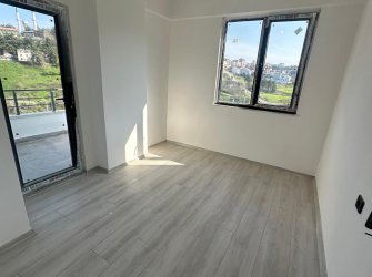 SAMSUN İLKADIM KALKANCI MAH 3+1 2.KAT 140m2 2 BANYO 2 GENİŞ BALKON ASANSÖRLÜ CADDEYE CEPHE SIFIR DAİRE
