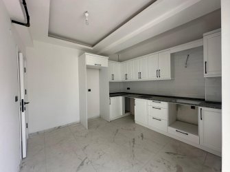 SAMSUN İLKADIM KALKANCI MAH 3+1 2.KAT 140m2 2 BANYO 2 GENİŞ BALKON ASANSÖRLÜ CADDEYE CEPHE SIFIR DAİRE
