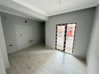 SAMSUN İLKADIM KALKANCI MAH 3+1 130m2 YÜKSEK GİRİŞ BALKONLU EBEVEYN BANYOLU SIFIR DAİRE 