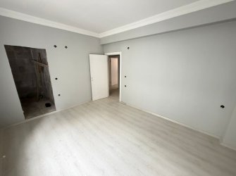 SAMSUN İLKADIM KALKANCI MAH 3+1 130m2 YÜKSEK GİRİŞ BALKONLU EBEVEYN BANYOLU SIFIR DAİRE 