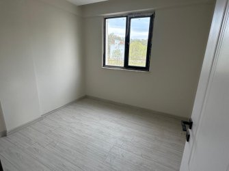 SAMSUN ATAKUM ÇAKIRLAR YALI MAH 1+1 1.KAT 50m2 GENİŞ BALKONLU OTOPARKLI ASANSÖRLÜ YERDEN ISITMALI SIFIR DAİRE