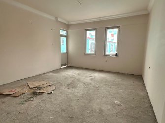 SAMSUN İLKADIM KIŞLA MAH 1.KAT 3+1 135m2 2 BALKONLU DIŞCEPHELİ KREDİYE UYGUN ÖZEL YAPIM DAİRE