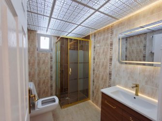 SAMSUN ATAKUM ÖMÜREVLERİ MAH TRAMVAYA CEPHE 1.KAT 4+1 165m2 ASANSÖRLÜ 14 YILLIK 4 ADET CAM BALKONLU 
