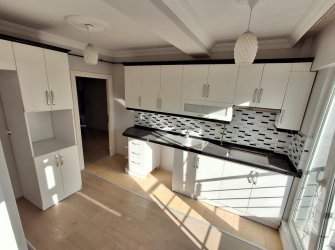 SAMSUN ATAKUM ATAKENT MAH 4.KAT 3+1 130m2 TEK DAİRE ÜZERİNE GENİŞ CAM BALKONLU OTOPARKLI KAÇIRILMAYACAK FIRSAT DAİRE 
