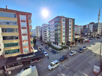 SAMSUN ATAKUM ATAKENT MAH 4.KAT 3+1 130m2 TEK DAİRE ÜZERİNE GENİŞ CAM BALKONLU OTOPARKLI KAÇIRILMAYACAK FIRSAT DAİRE 