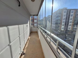 SAMSUN ATAKUM ATAKENT MAH 4.KAT 3+1 130m2 TEK DAİRE ÜZERİNE GENİŞ CAM BALKONLU OTOPARKLI KAÇIRILMAYACAK FIRSAT DAİRE 