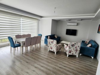 SAMSUN CANİK HASKÖY MAH 3+1 6.KAT FULL DENİZ VE ŞEHİR MANZARALI OTOPARKLI EBEVEYN BANYOLU 170m2 NET EŞYALI SATILIK ARAKAT DAİRE