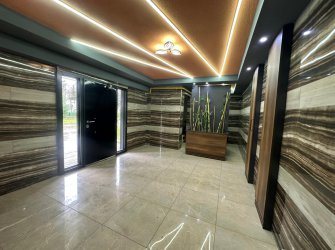 SAMSUN İLKADIM DEREBAHÇE MAH 3+1 165m2 2 GENİŞ BALKONLU OTOPARKLI CADDEYE CEPHE 7.KAT EBEVEYN BANYOLU MÜKEMMEL KONUMDA DAİRE