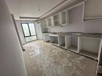 SAMSUN İLKADIM DEREBAHÇE MAH 3+1 165m2 2 GENİŞ BALKONLU OTOPARKLI CADDEYE CEPHE 7.KAT EBEVEYN BANYOLU MÜKEMMEL KONUMDA DAİRE