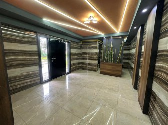 SAMSUN İLKADIM DEREBAHÇE MAH 3+1 165m2 2 GENİŞ BALKONLU OTOPARKLI CADDEYE CEPHE 7.KAT EBEVEYN BANYOLU MÜKEMMEL KONUMDA DAİRE