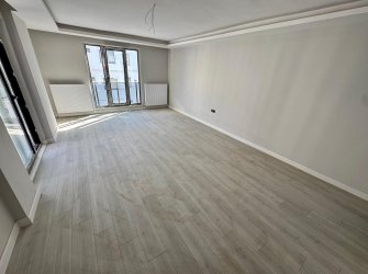 SAMSUN İLKADIM KALKANCI MH. 3+1 4. KAT 130 M2 EBEVEYN BANYOLU GİYİNME ODALI BÜYÜK BALKONLU SIFIR FIRSAT DAİRE.