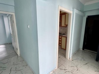 SAMSUN İLKADIM ÇİFTLİK MH. 2+1 3. KAT 95 M2 İÇİ YAPILI MASRAFSIZ KREDİYE UYGUN FIRSAT DAİRE..
