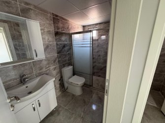 SAMSUN İLKADIM KIŞLA MAH 2+1 90m2 4.KAT ASANSÖRLÜ GENİŞ BALKONLU KOMBİ TAKILI SIFIR SON 1 DAİRE ACİL