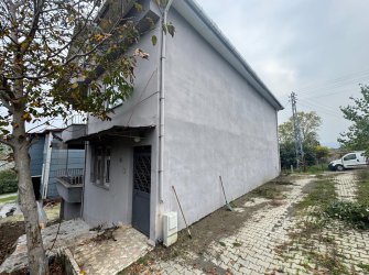 SAMSUN ATAKUM BEYPINAR MH. 311 M2 ARSA ÜZERİNDE KURULU 2 KATLI SATILIK BAHÇELİ MÜSTAKİL BİNA.. 