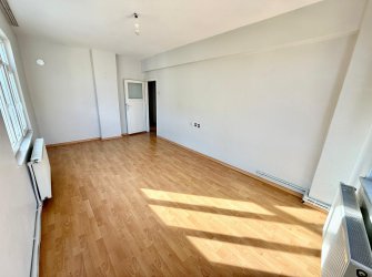 SAMSUN İLKADIM  KADİFEKALE MH 2+1 2.KAT BALKONLU DOĞALGAZLI KREDİYE UYGUN FIRSAT DAİRE