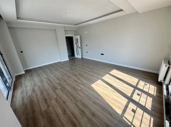SAMSUN İLKADIM KALKANCI MH. 3+1 130 M2 1. KAT EBEVEYN BANYOLU BÜYÜK BALKONLU MERKEZİ KONUMDA KREDİYE UYGUN FIRSAT DAİRE..