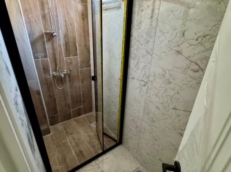 SAMSUN İLKADIM KALKANCI MH. 3+1 4. KAT 130 M2 EBEVEYN BANYOLU GİYİNME ODALI BÜYÜK BALKONLU SIFIR FIRSAT DAİRE.