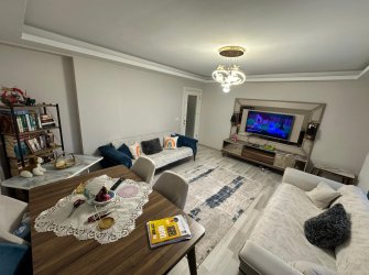  SAMSUN İLKADIM KALKANCI MAH GENİŞ CAM BALKONLU 2+1 110m2 ASANSÖRLÜ OTOPARKLI KREDİYE UYGUN 2 BANYOLU 5 YILLIK GİRİŞ KAT DAİRE 