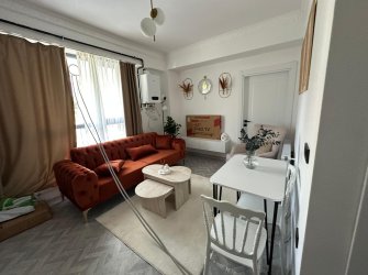 SAMSUN ATAKUM ÇAKIRLAR MAH 1+1 YÜKSEK GİRİŞ 50m2 EŞYALI KREDİYE UYGUN KOMBİ TAKILI OTOPARKLI SIFIR DAİRE