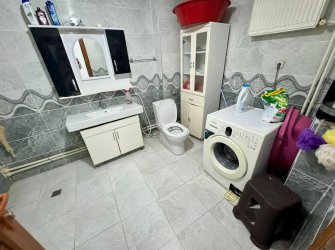 SAMSUN İLKADIM KALKANCI MH. 3+1 135 M2 2. KAT TRAMVAYA YAKIN CADDEYE CEPHE ÇİFT BALKONLU OTOPARKLI SİTE İÇİ FIRSAT DAİRE.