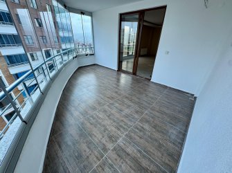 SAMSUN İLKADIM TEPECİK MH. 3+1 165 M2 7. KAT TEPE TOWERS SİTESİNDE CAM BALKONLU HAVUZLU GÜVENLİKLİ SİTE İÇİ KİRALIK LÜKS DAİRE..