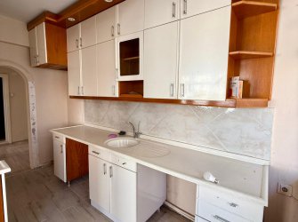 SAMSUN İLKADIM FEVZİ ÇAKMAK MH. 2+1 100m2 4. KAT ASANSÖRLÜ DIŞ CEPHELİ BALKONLU KİLERLİ KREDİYE UYGUN CADDEYE CEPHE SATILIK FIRSAT DAİRE